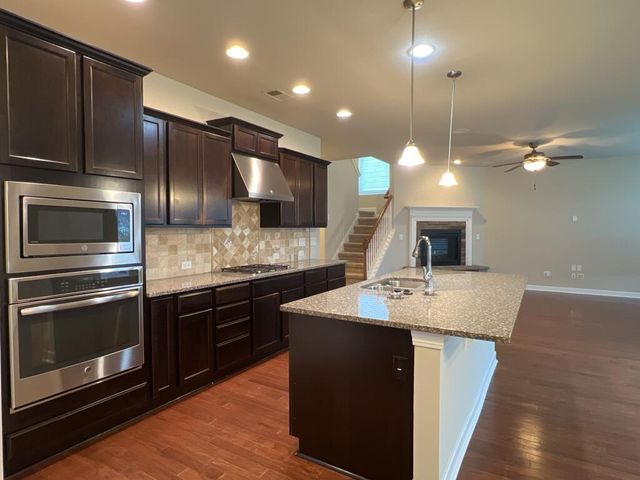 579 Crossland Drive, Moncks Corner, SC 29461