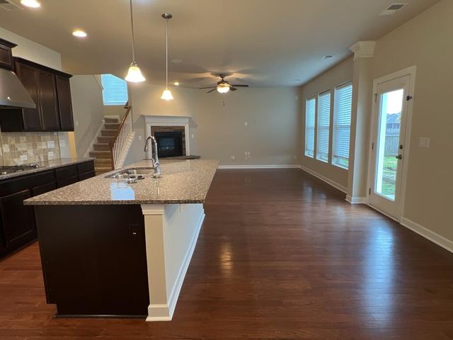 579 Crossland Drive, Moncks Corner, SC 29461
