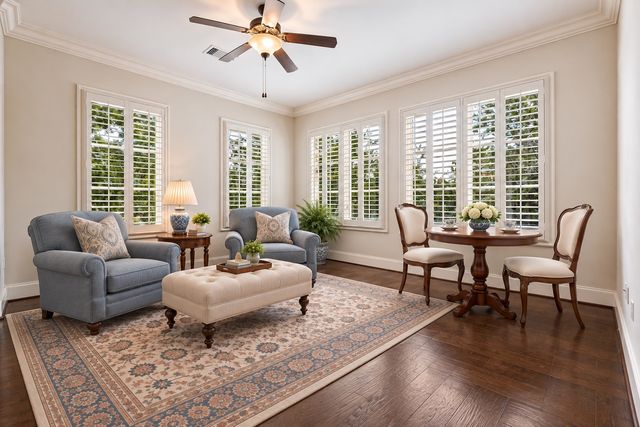 8505 Edgemere Road 202, Dallas, TX 75225