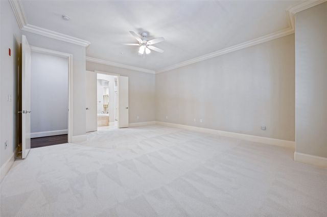 8505 Edgemere Road 202, Dallas, TX 75225