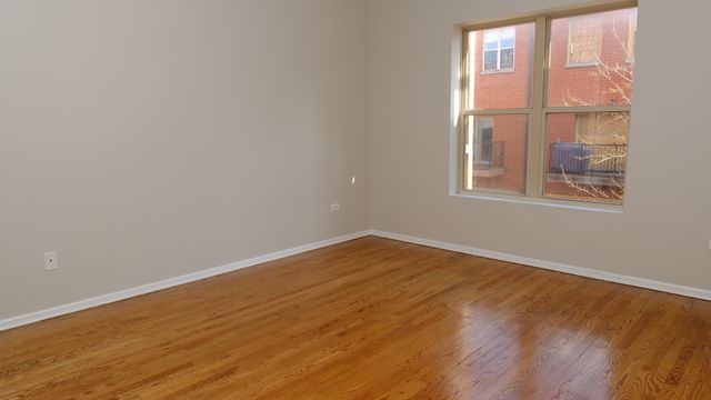 347 E 25TH Place 2E, Chicago, IL 60616