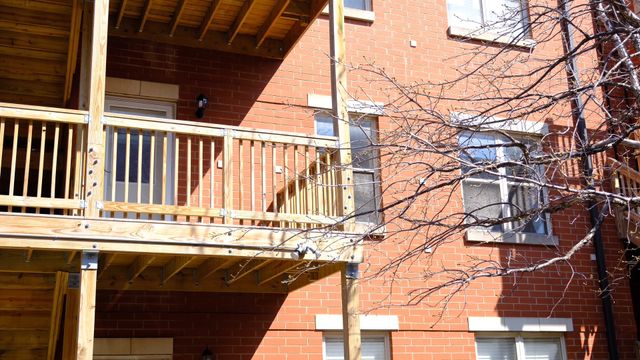 347 E 25TH Place 2E, Chicago, IL 60616
