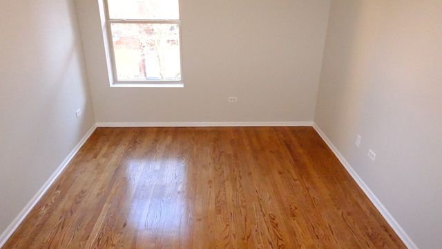347 E 25TH Place 2E, Chicago, IL 60616