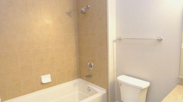 347 E 25TH Place 2E, Chicago, IL 60616