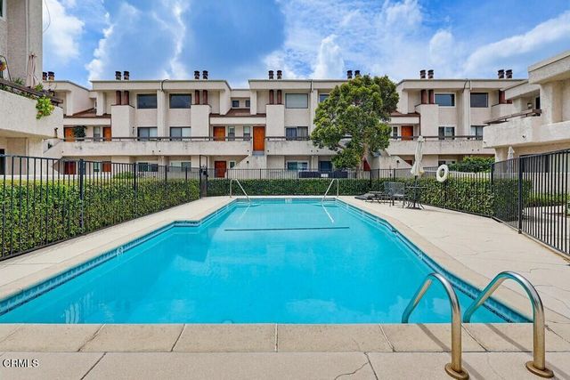 2680 Lake Avenue 8, Altadena, CA 91001