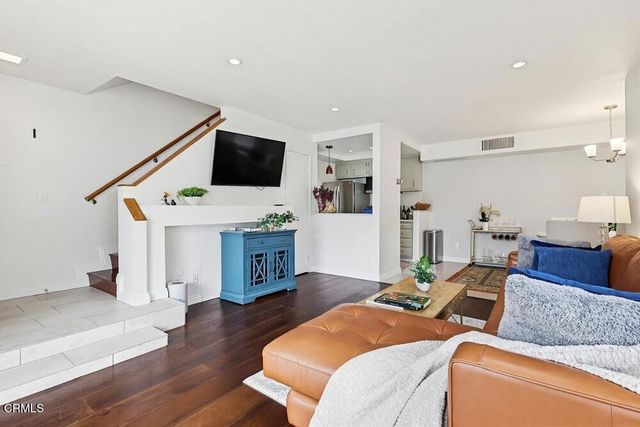 2680 Lake Avenue 8, Altadena, CA 91001