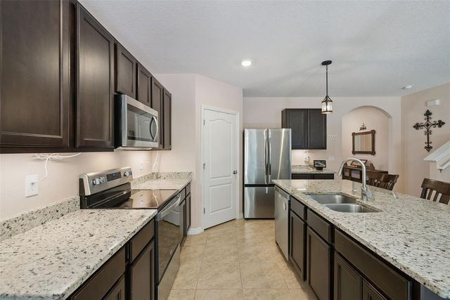 4076 SAPSUCKER LOOP, Sanford, FL 32773