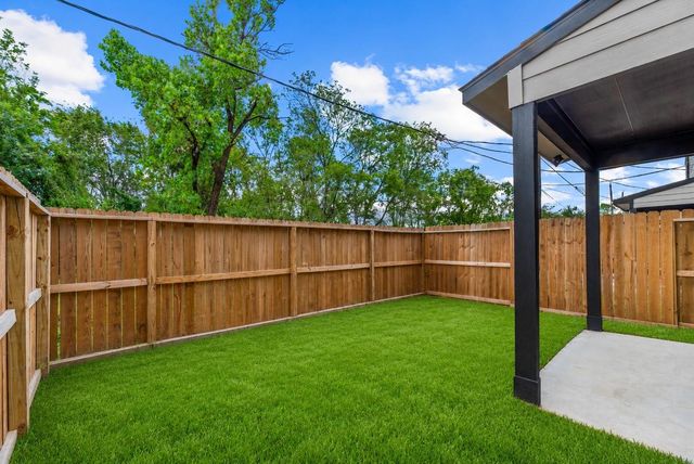 8161 Tate Street B, Houston, TX 77028