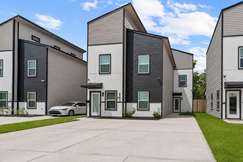 8161 Tate Street B, Houston, TX 77028