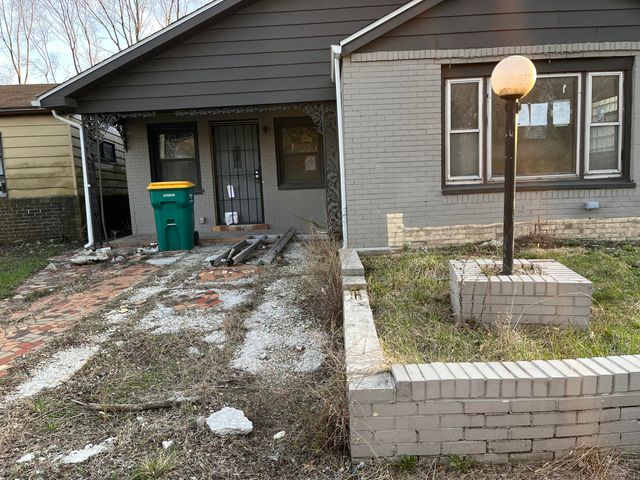 4233 W 19th Place, Gary, IN 46404