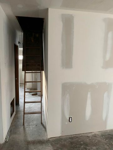 4233 W 19th Place, Gary, IN 46404