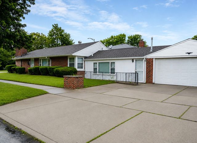 1021 Wentworth Avenue, Calumet City, IL 60409