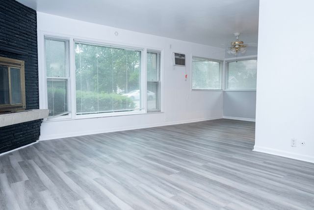 1021 Wentworth Avenue, Calumet City, IL 60409