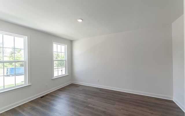 414 Rawling Ln, Gallatin, TN 37066