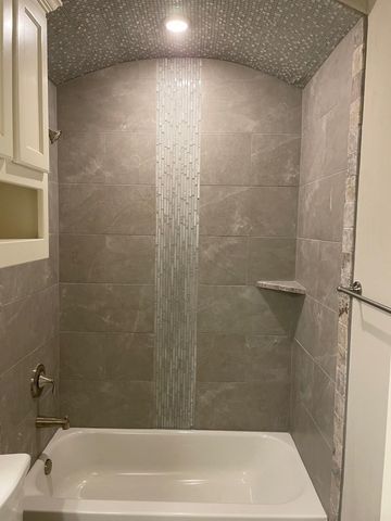 3333 Windcrest Drive, Granbury, TX 76049