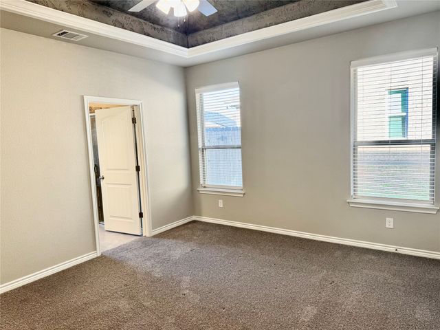 3333 Windcrest Drive, Granbury, TX 76049