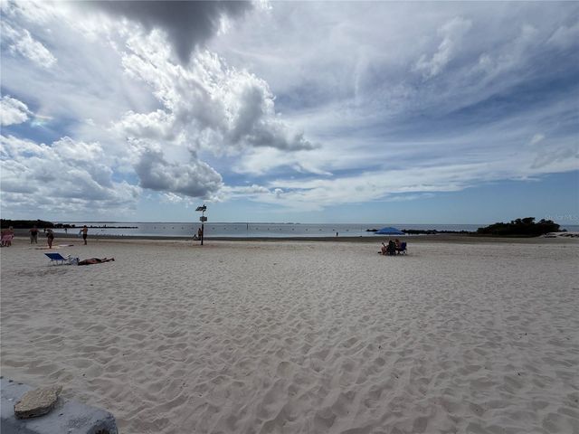 3662 W GALTONIA LANE, Citrus Springs, FL 34433