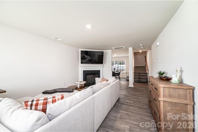 1808 Bright Hope Lane, Dallas, NC 28034