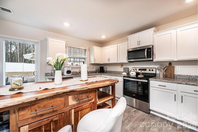 1808 Bright Hope Lane, Dallas, NC 28034