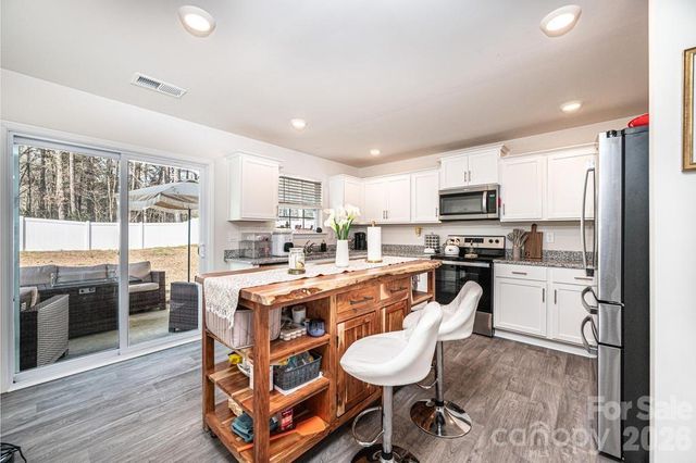 1808 Bright Hope Lane, Dallas, NC 28034