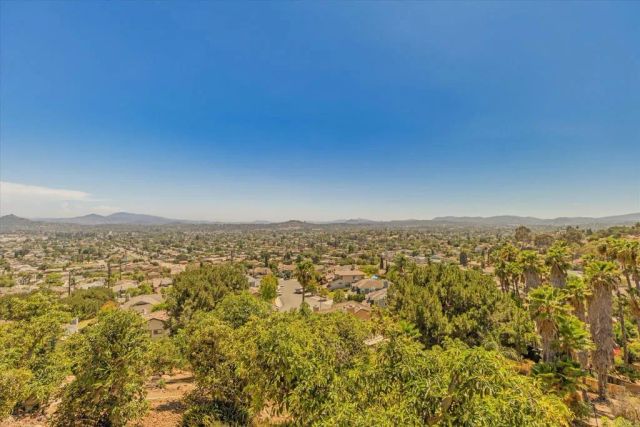 1679 Madrone Glen, Escondido, CA 92027