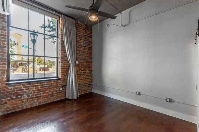 1301 Market Street 106, Chattanooga, TN 37402