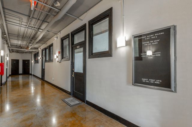 1301 Market Street 106, Chattanooga, TN 37402