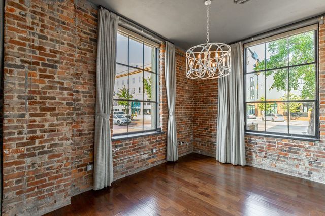 1301 Market Street 106, Chattanooga, TN 37402