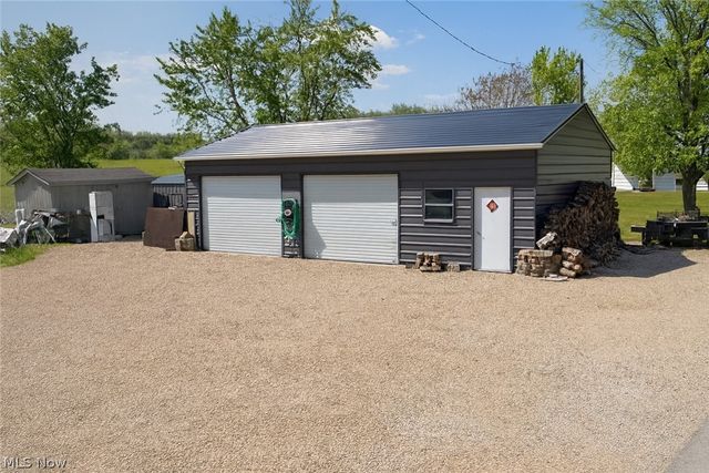 3995 Clay Pike Road, Cambridge, OH 43725