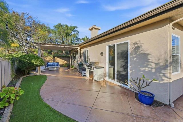 6103 Paseo Monona, Carlsbad, CA 92009