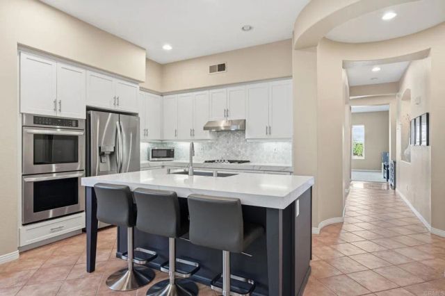 6103 Paseo Monona, Carlsbad, CA 92009