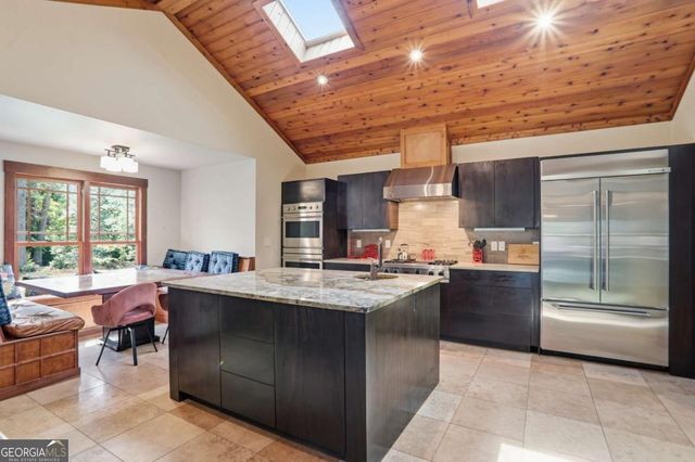 2881 Cravey Drive NE, Atlanta, GA 30345