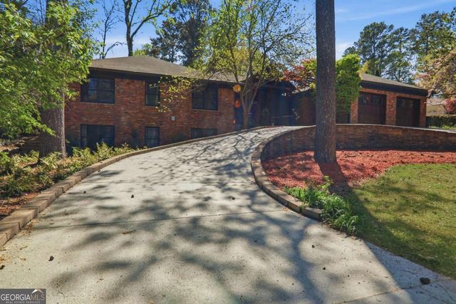 2881 Cravey Drive NE, Atlanta, GA 30345