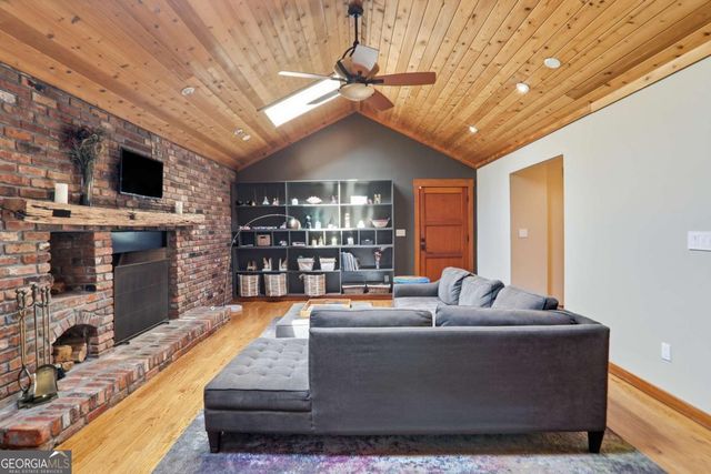 2881 Cravey Drive NE, Atlanta, GA 30345