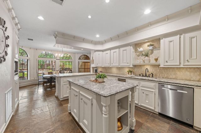15427 Terrace Oaks Drive, Houston, TX 77068
