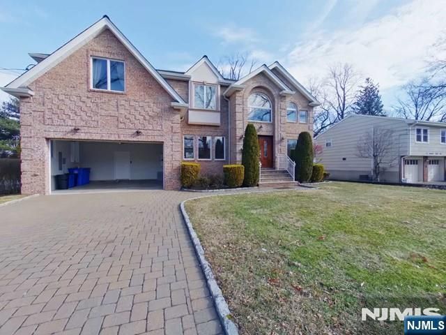 131 Elm Street, Tenafly, NJ 07670