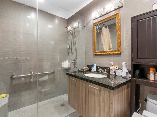 8840 SW 50th Ter, Miami, FL 33165