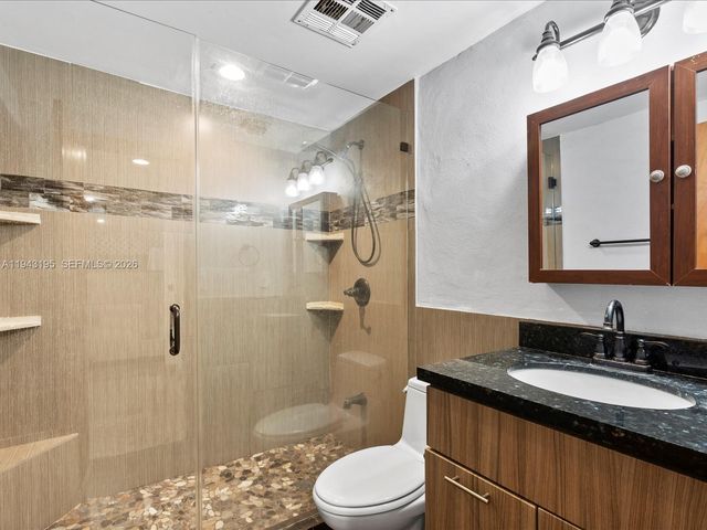 8840 SW 50th Ter, Miami, FL 33165