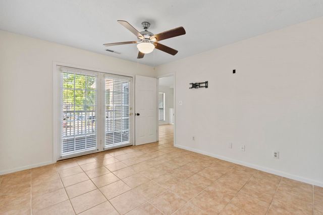 900 Courtyard Dr Apt K8, Myrtle Beach, SC 29577