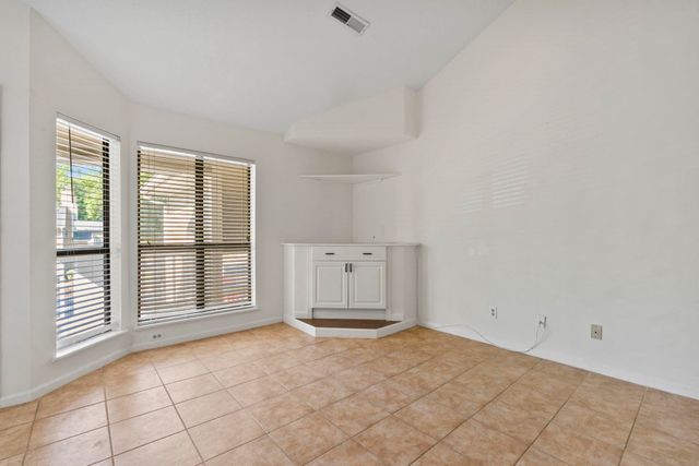 900 Courtyard Dr Apt K8, Myrtle Beach, SC 29577