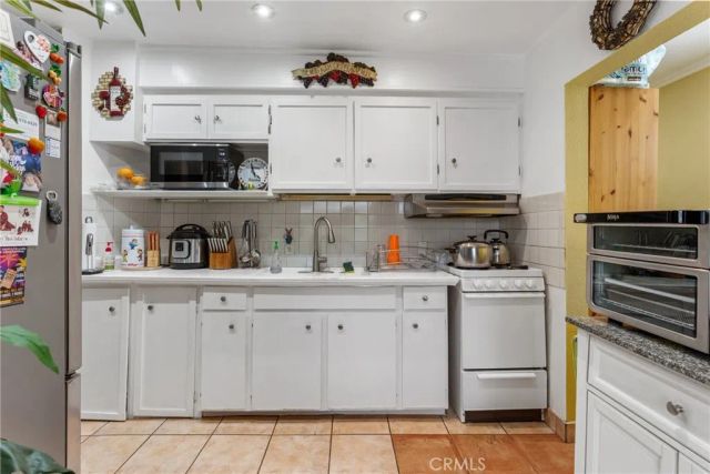 3812 Middlebury, Los Angeles, CA 90004