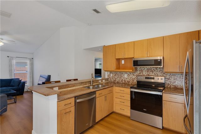 1175 13th Avenue SW, Vero Beach, FL 32962