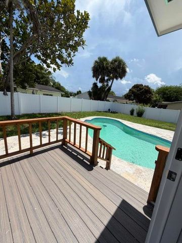 3040 TROPICAL Trail, Lake Worth, FL 33462