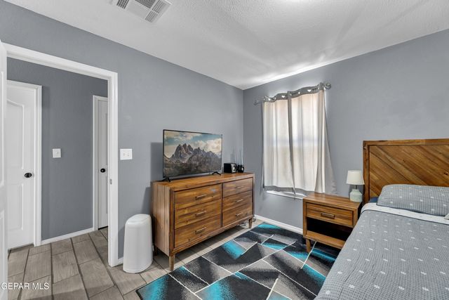 14226 LASSO ROCK Drive, El Paso, TX 79938