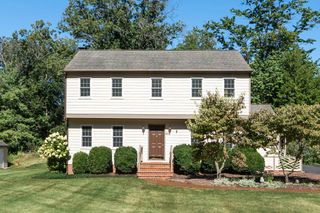 501 MT VIEW DR, Staunton, VA 24401