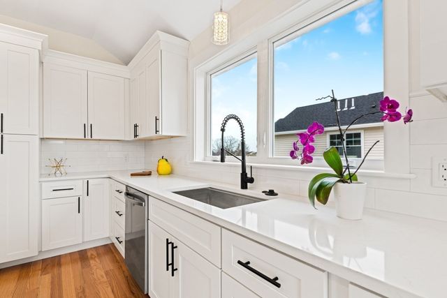 2 Old County Rd 9, Salisbury, MA 01952
