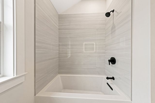 2 Old County Rd 9, Salisbury, MA 01952
