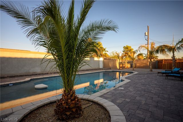 7435 Rogers Street, Las Vegas, NV 89139