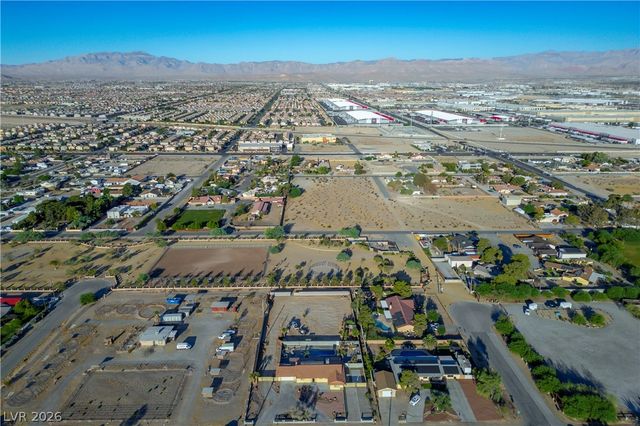 7435 Rogers Street, Las Vegas, NV 89139