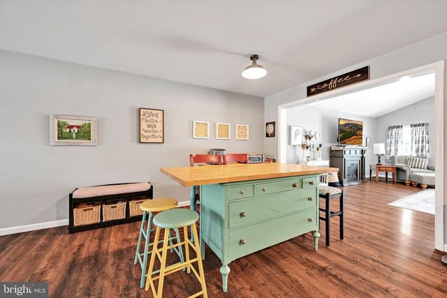 14 N BUTTERFLY DR, Myerstown, PA 17067